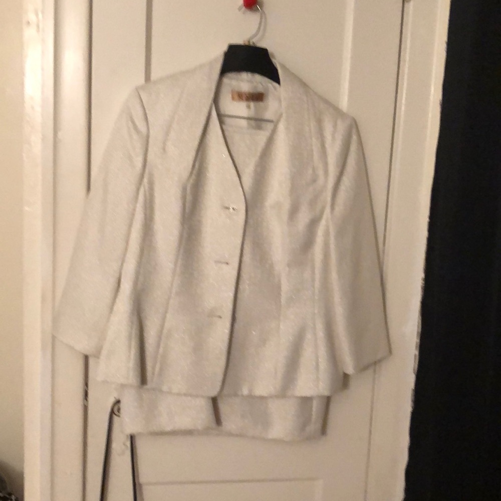 Suit